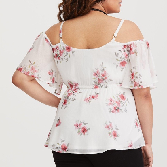 Torrid Chiffon Cold Shoulder Flutter Sleeve Surplice Floral Blouse Plus Size 2 - Picture 2 of 8